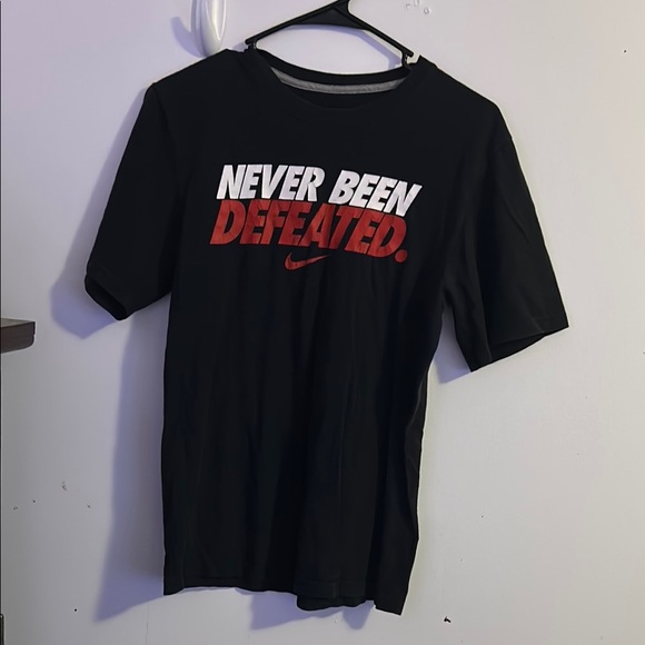 Nike Black and Red Short Sleeve Tees - Picture 1 of 4